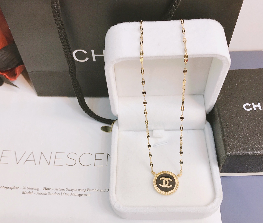 Replica CHANEL Necklace