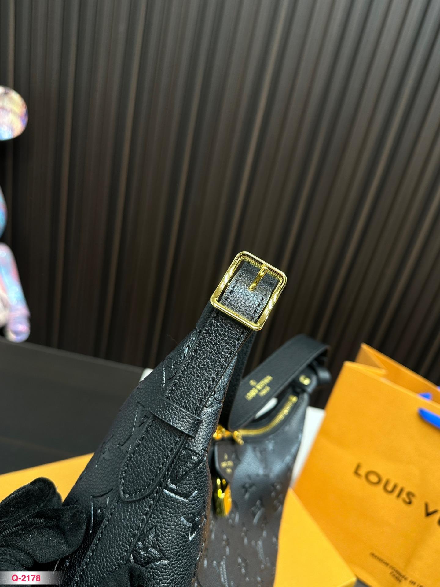 Replica Louis Vuitton Bag 26*17CM