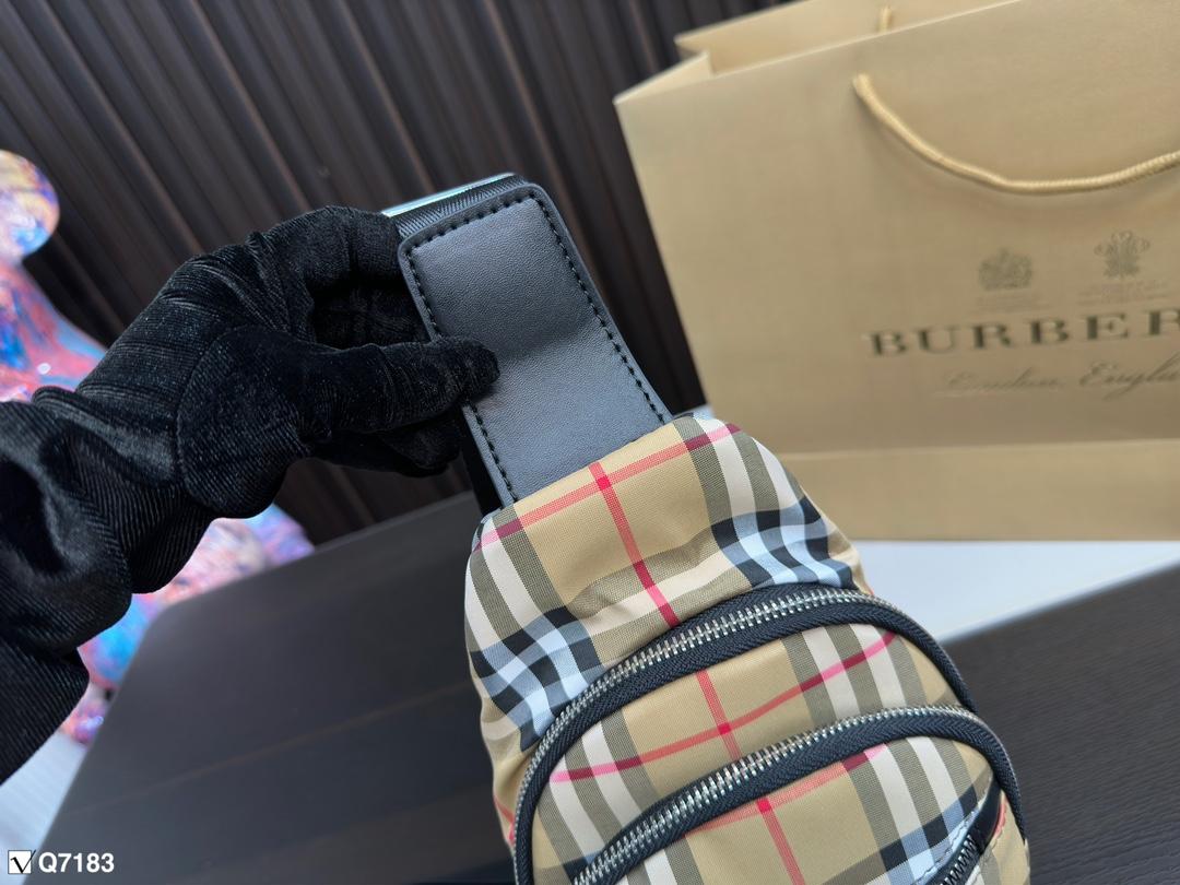 Replica Burberry Bag 15*30CM