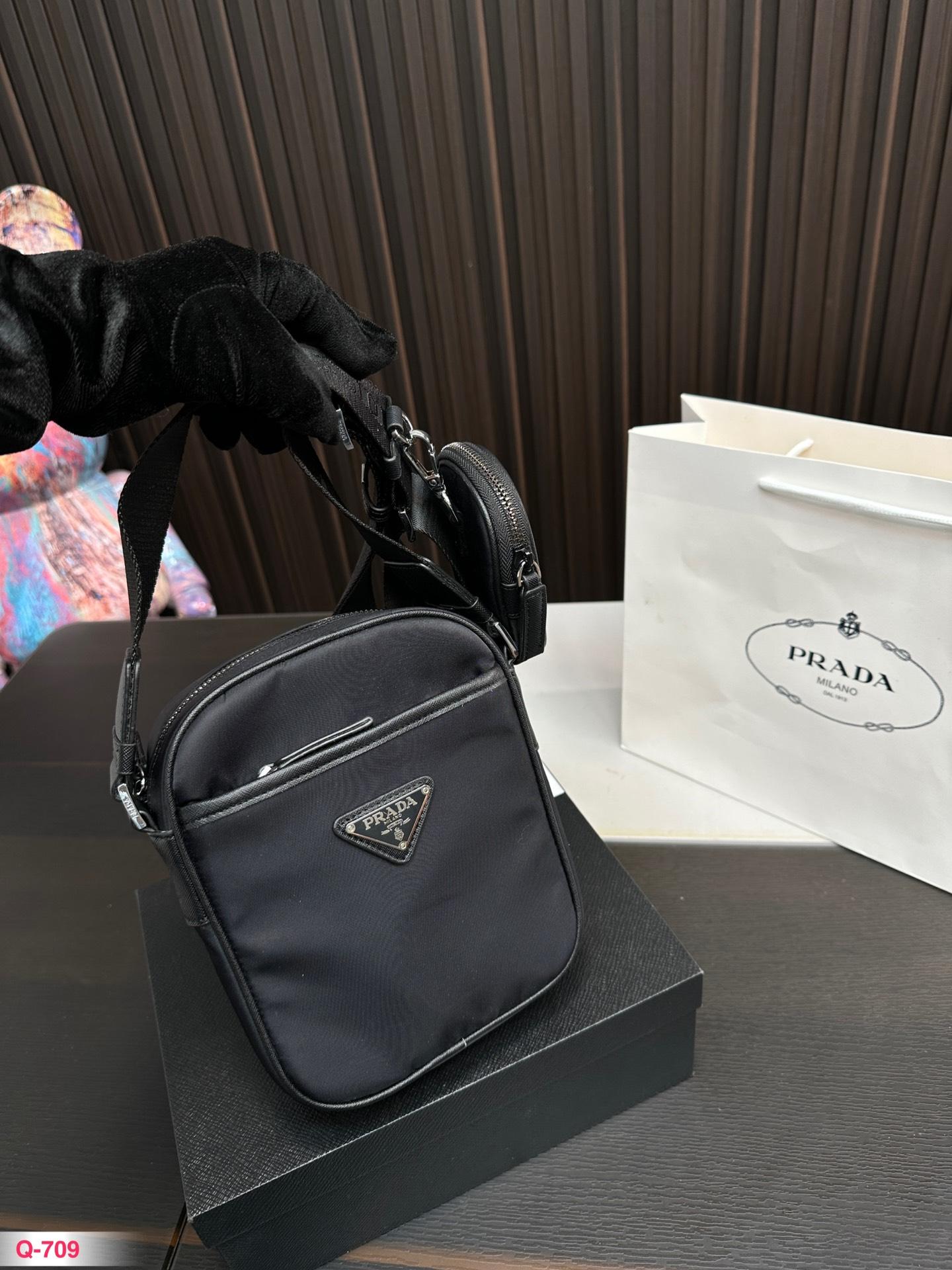 Replica Prada Bag 20*16CM
