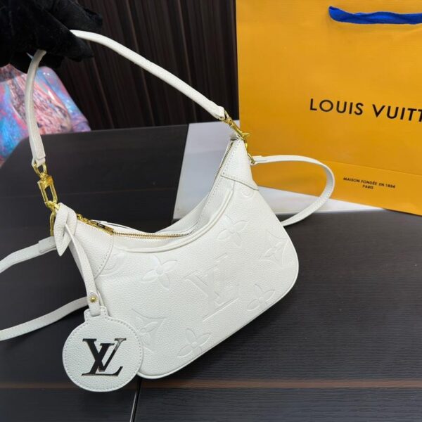 Replica Louis Vuitton Bag 24*12CM