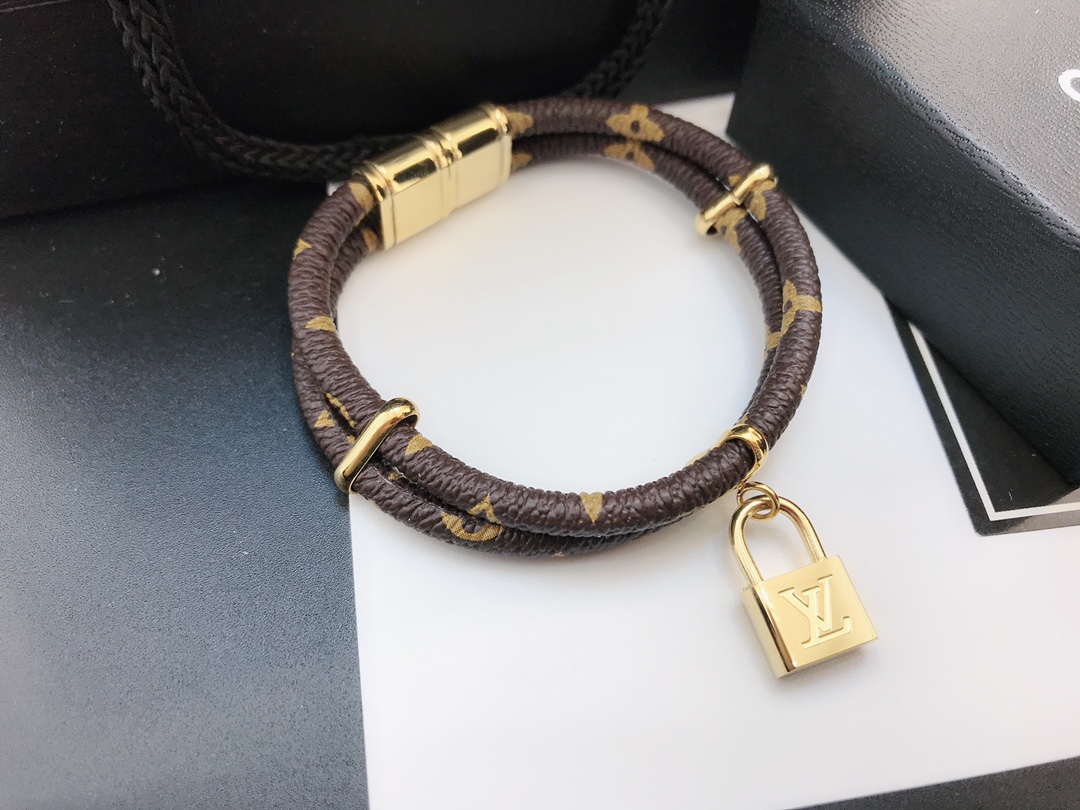 Replica LOUIS VUITTON Bangle