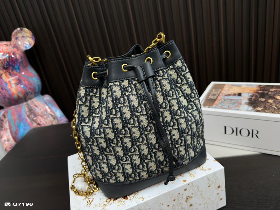 Replica Dior Bag  19*16CM/22*24CM