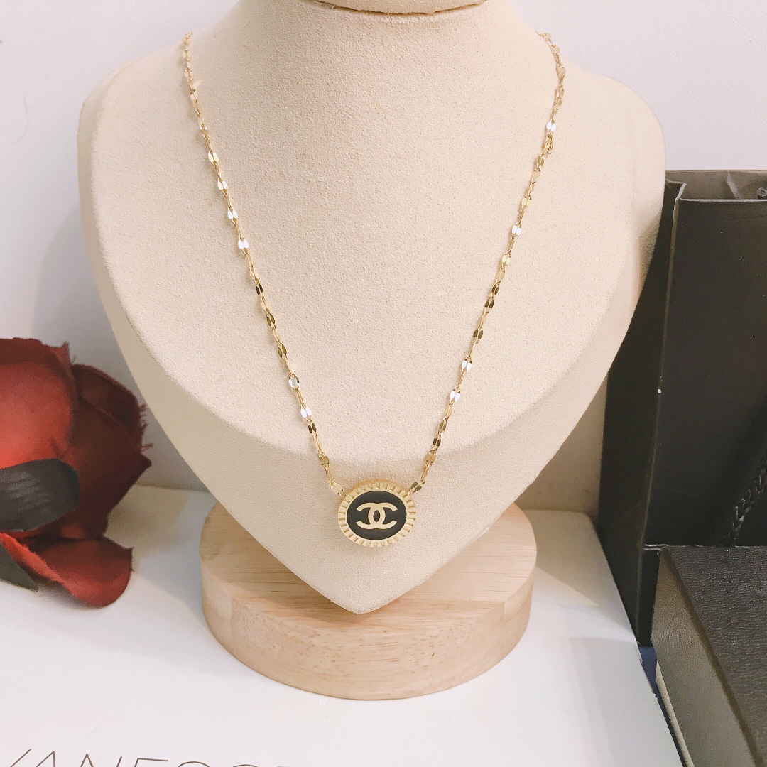 Replica CHANEL Necklace