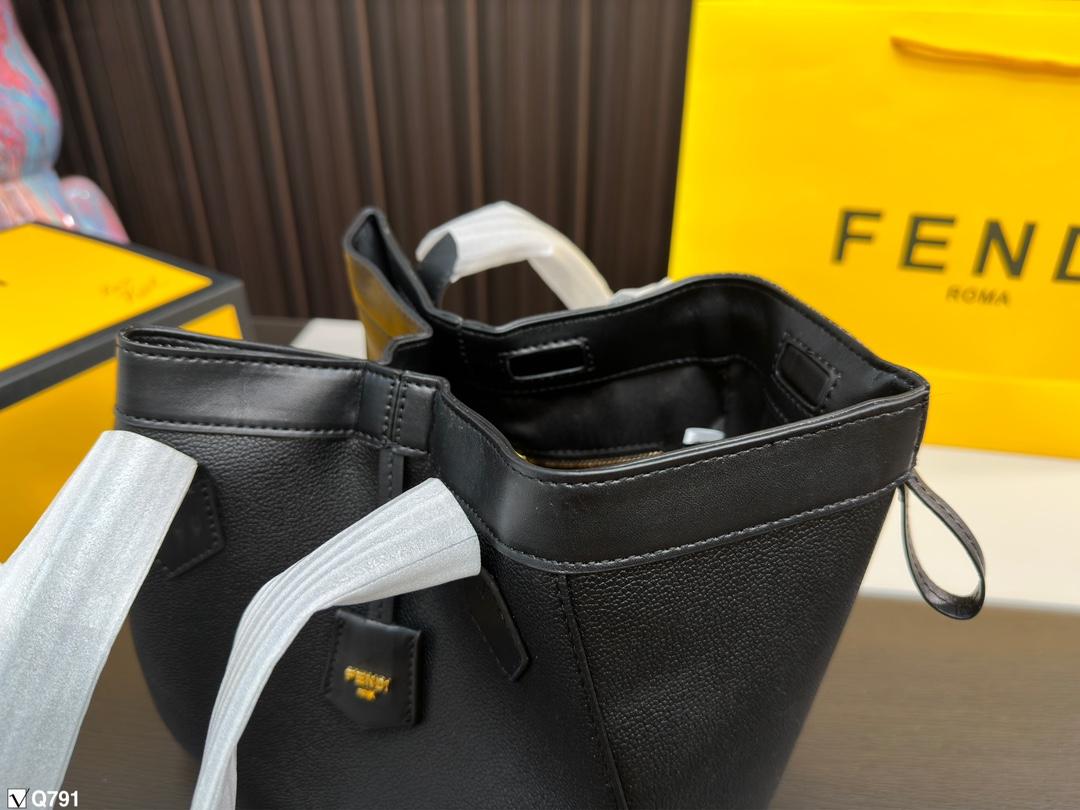 Replica Fendi Bag 27*26CM