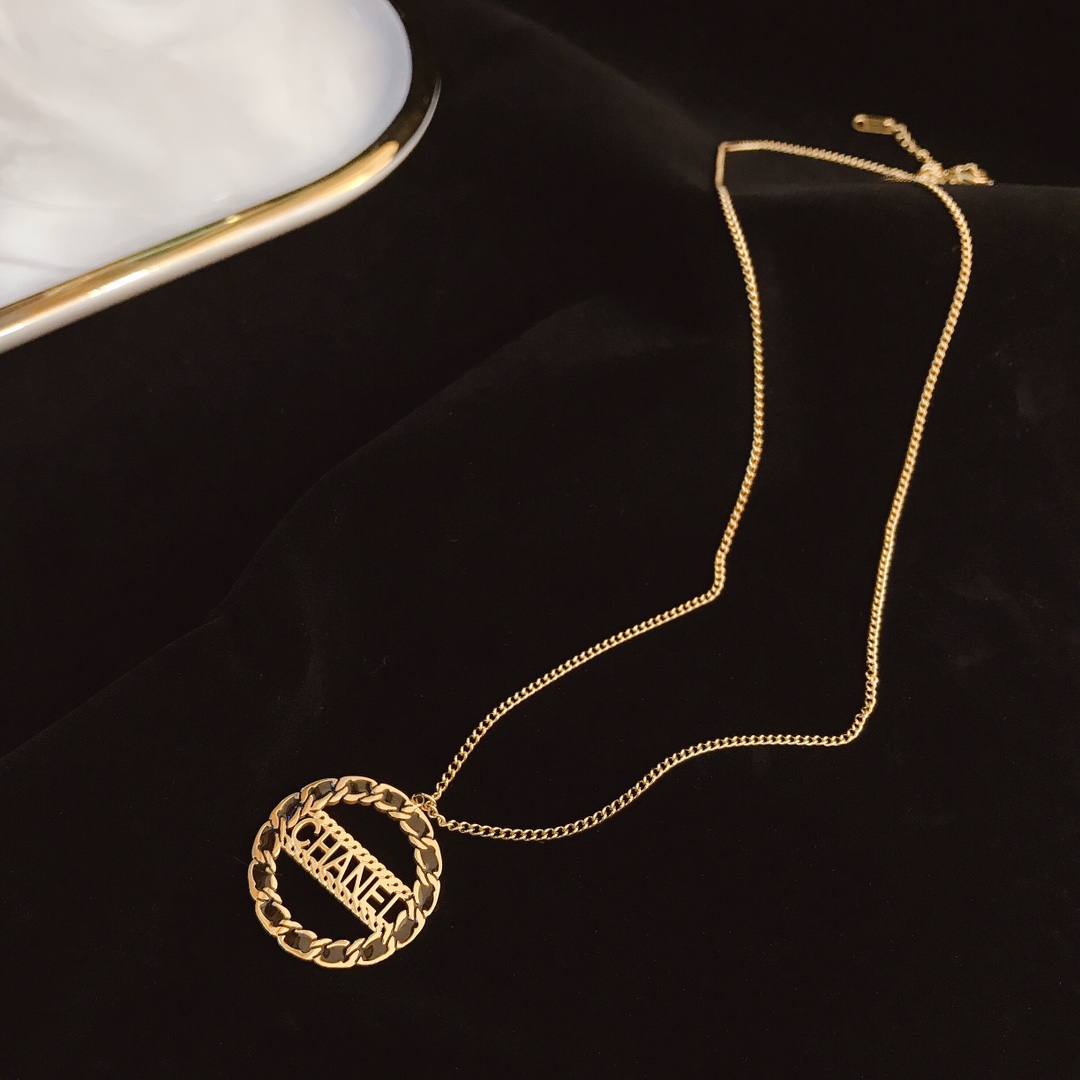 Replica CHANEL Necklace