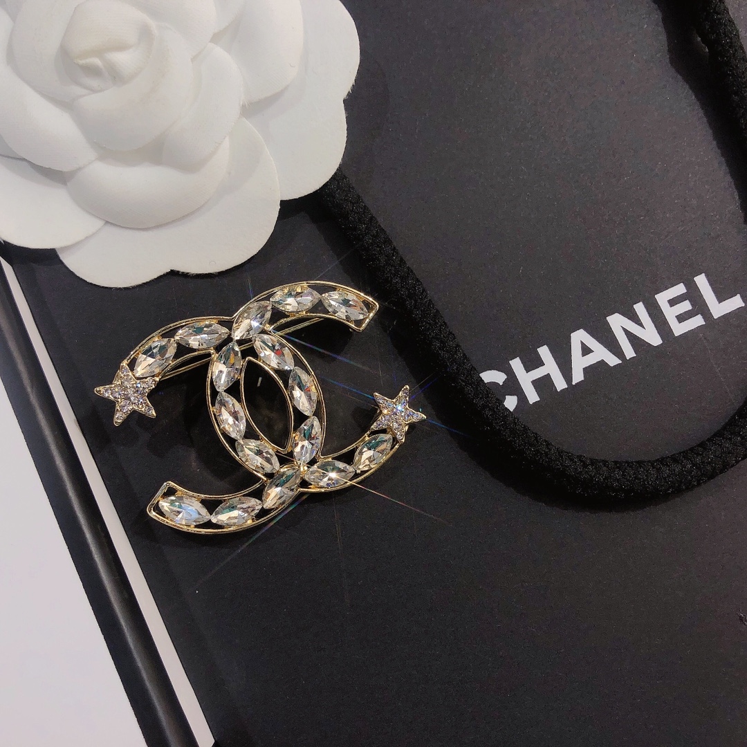 Replica CHANEL Brooch