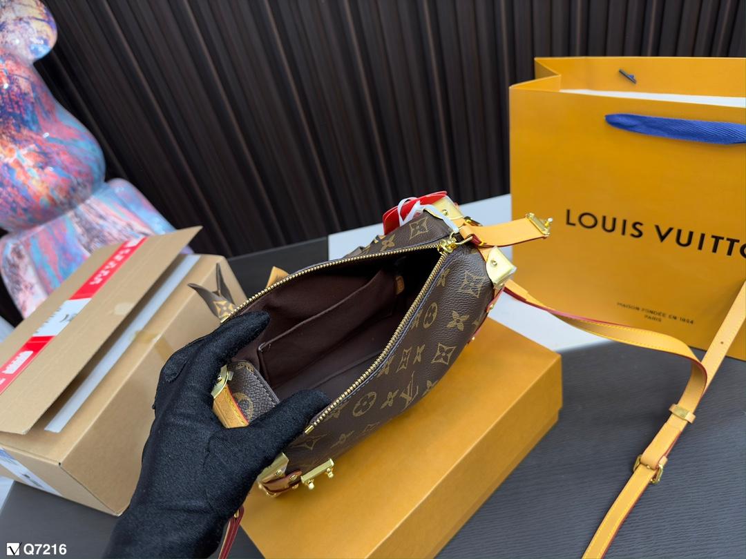 Replica Louis Vuitton Bag 22*16CM