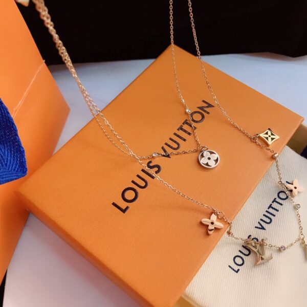 Replica LOUIS VUITTON Necklace