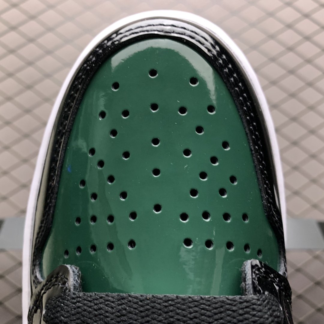Replica Air Jordan Shoe Air Jordan 1 High OG AV3905-038 40-47.5