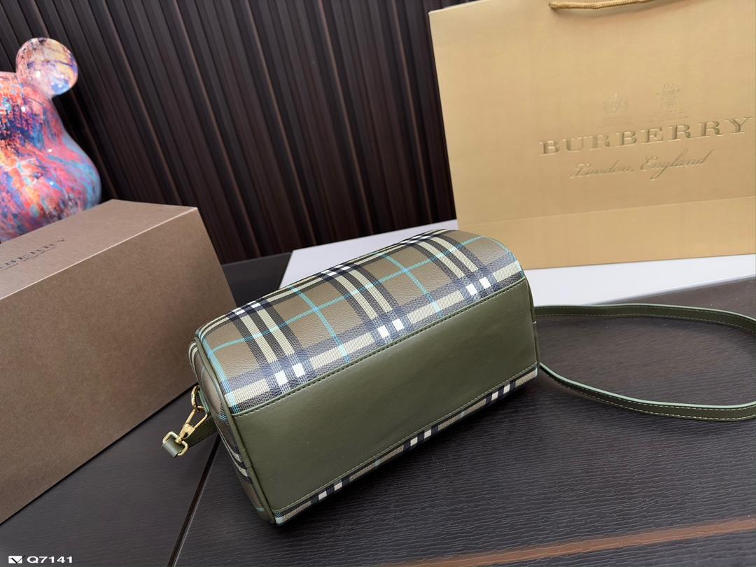 Replica BURBERRY Bag  19*12CM/24*17CM/29*21CM