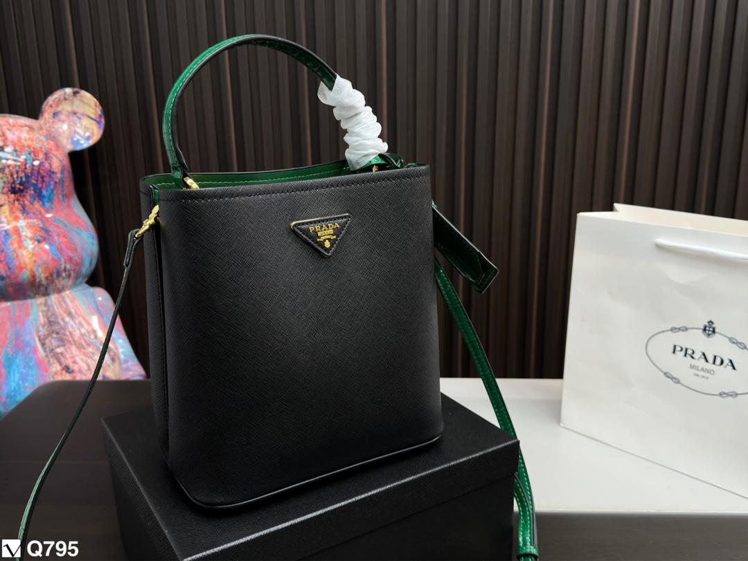 Replica Prada Bag 18*18CM/22*23CM