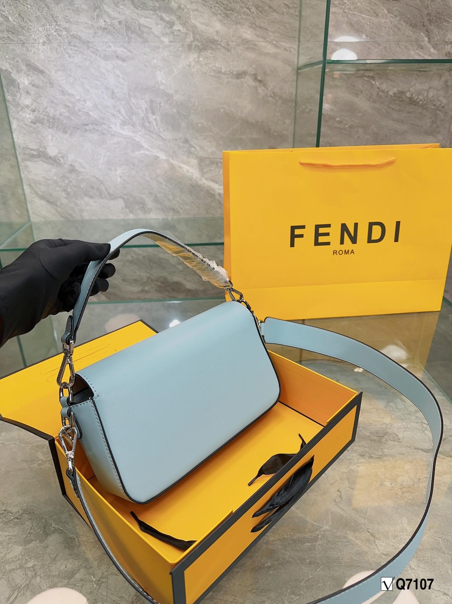 Replica Fendi Bag 26*15CM