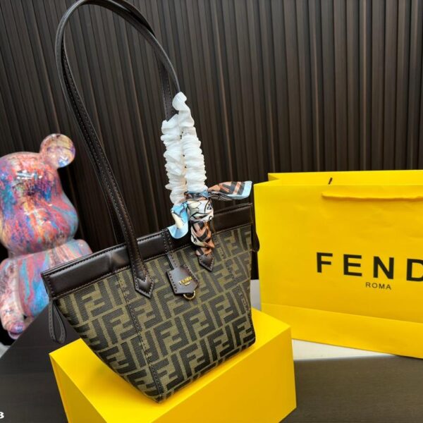 Replica Fendi Bag 15*20CM