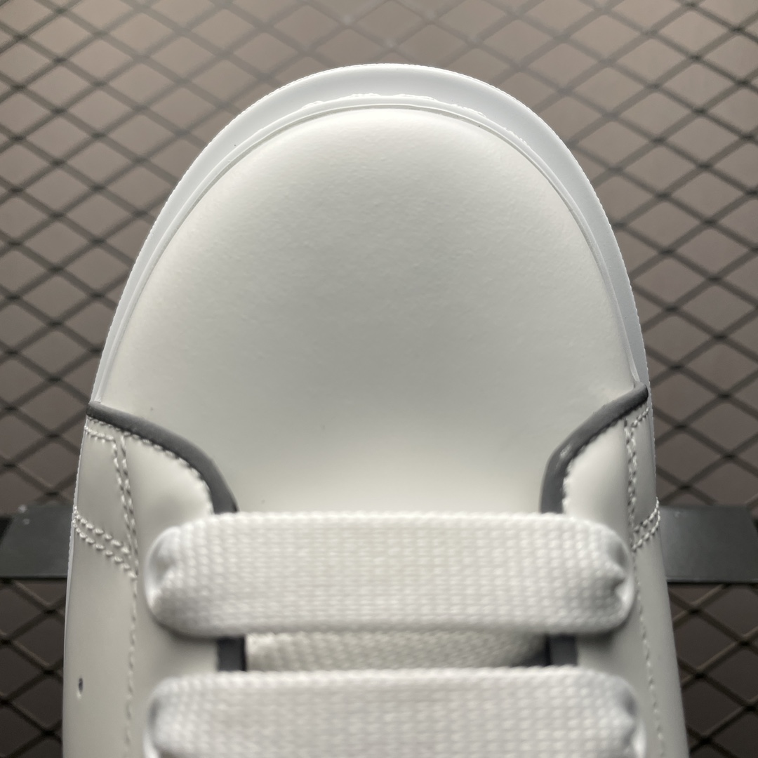 Replica Alexander McQueen Shoe Alexander McQueen size 35-45 with half size.av