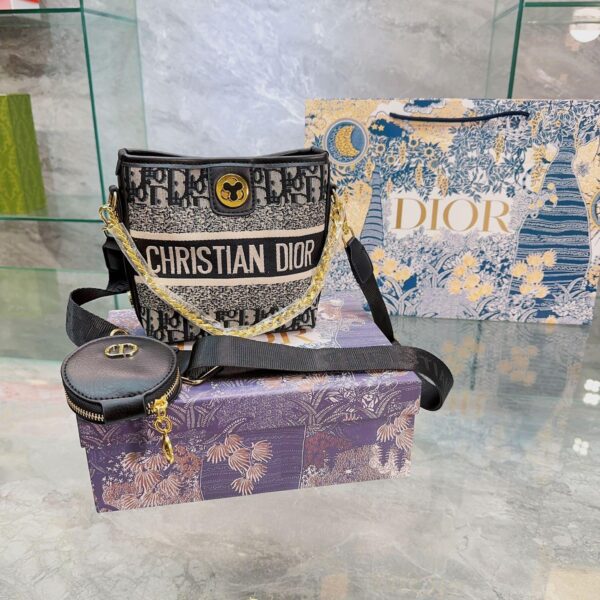 Replica Dior Bag 18*8*17CM