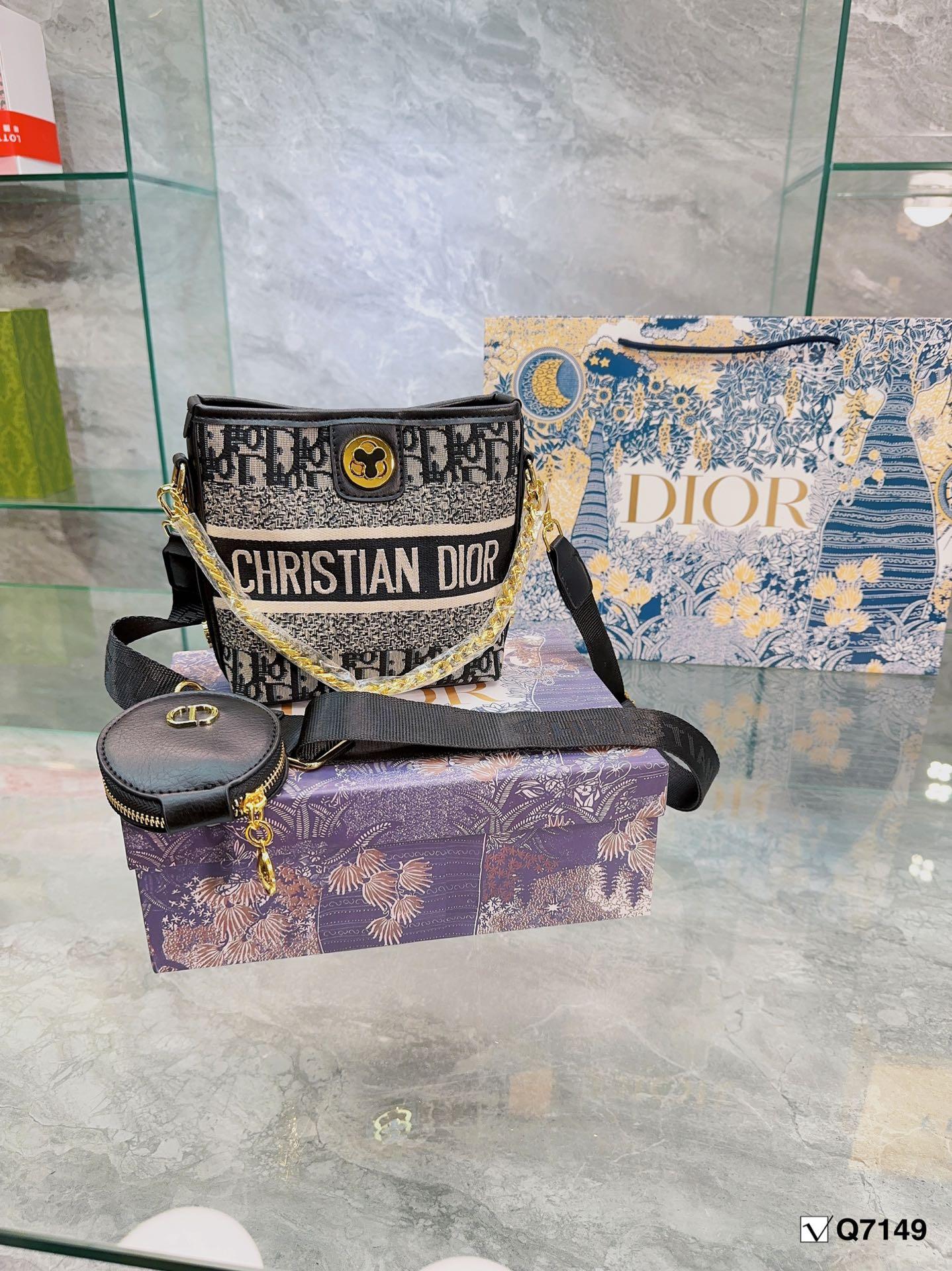 Replica Dior Bag 18*8*17CM
