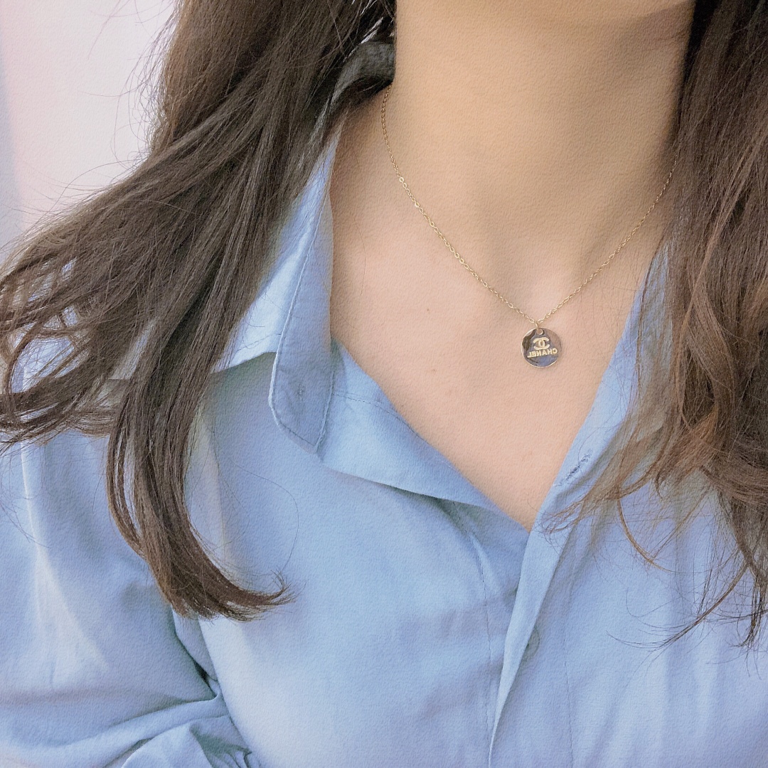 Replica CHANEL Necklace
