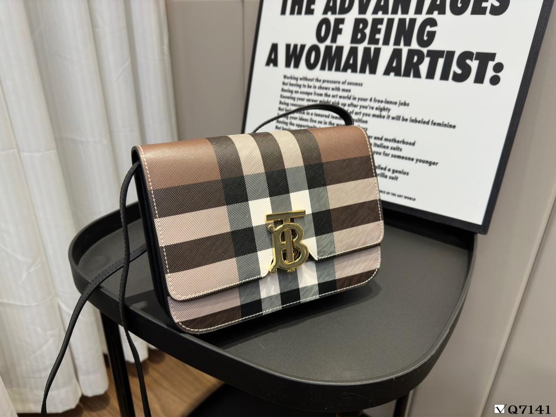Replica Burberry Bag 21*14CM