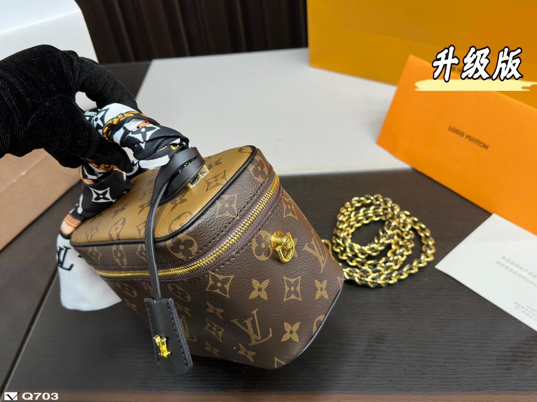 Replica Louis Vuitton Bag 14*18CM