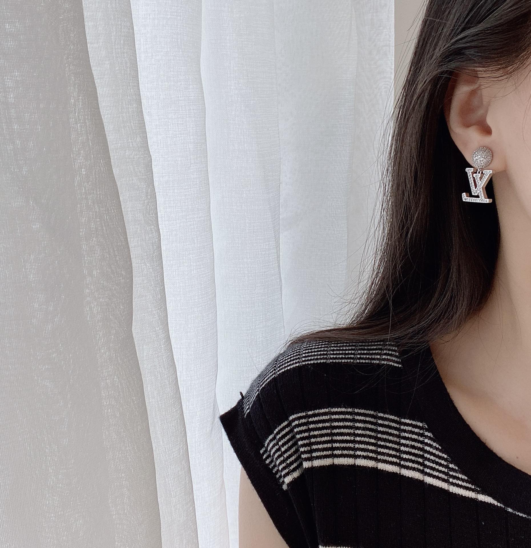 Replica LOUIS VUITTON Earring