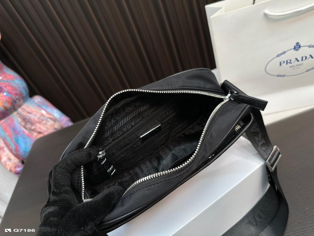 Replica Prada Bag 24*17CM