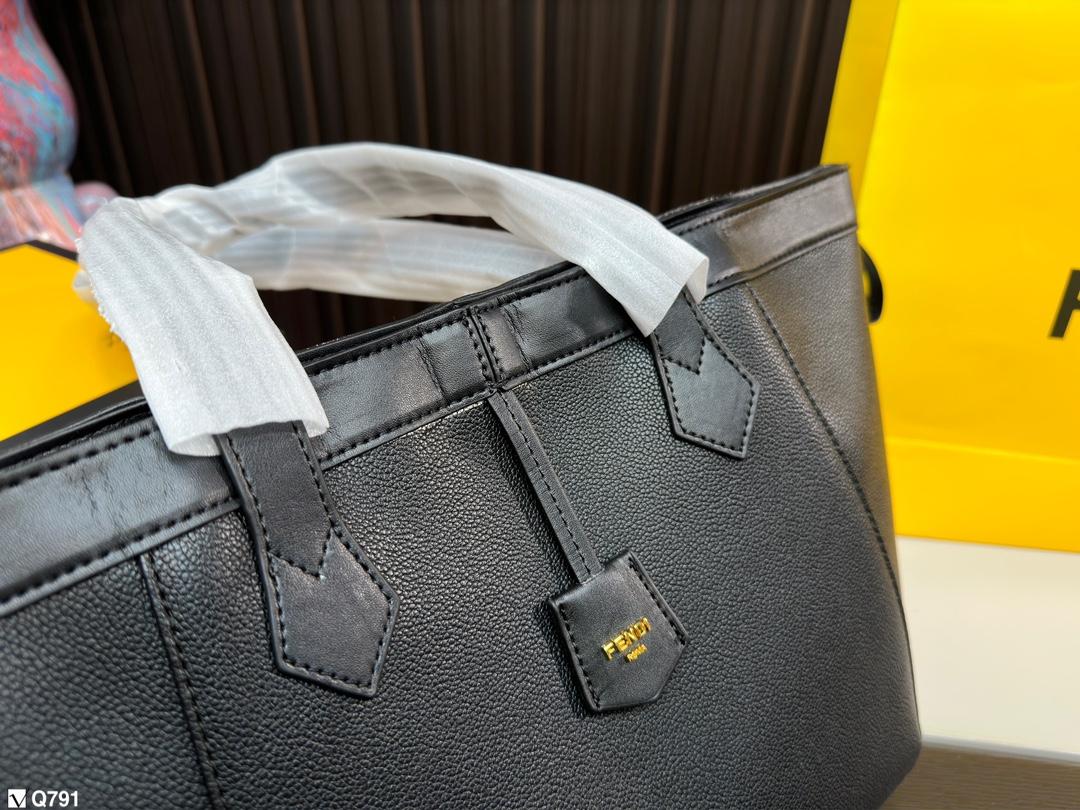 Replica Fendi Bag 27*26CM