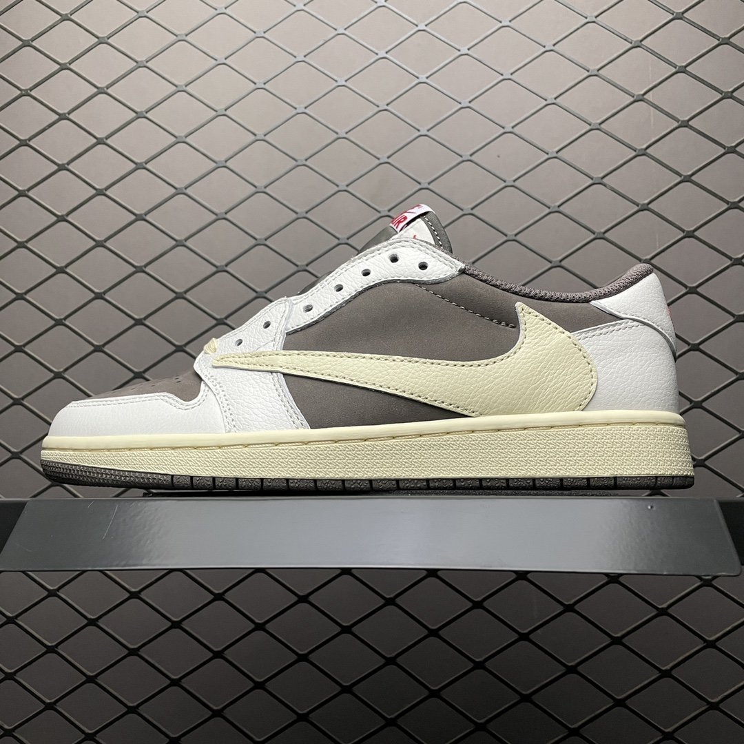 Replica Travis Scott Shoe Travis Scott x Air Jordan 1Reverse MochaAJ11 TS_02884