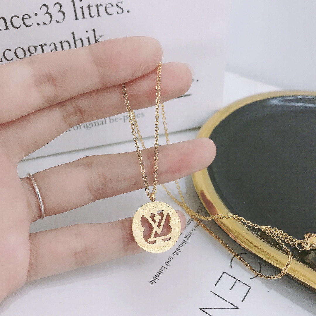 Replica LOUIS VUITTON Necklace