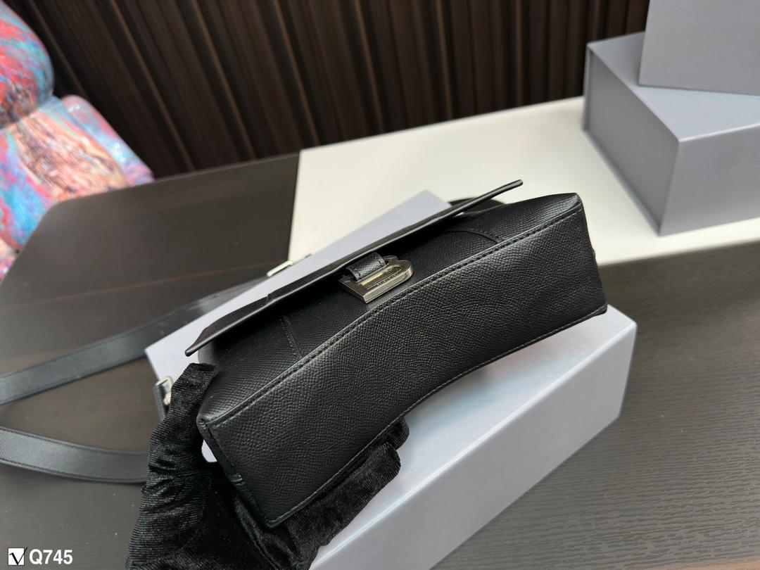 Replica Balenciaga Bag 21*14CM