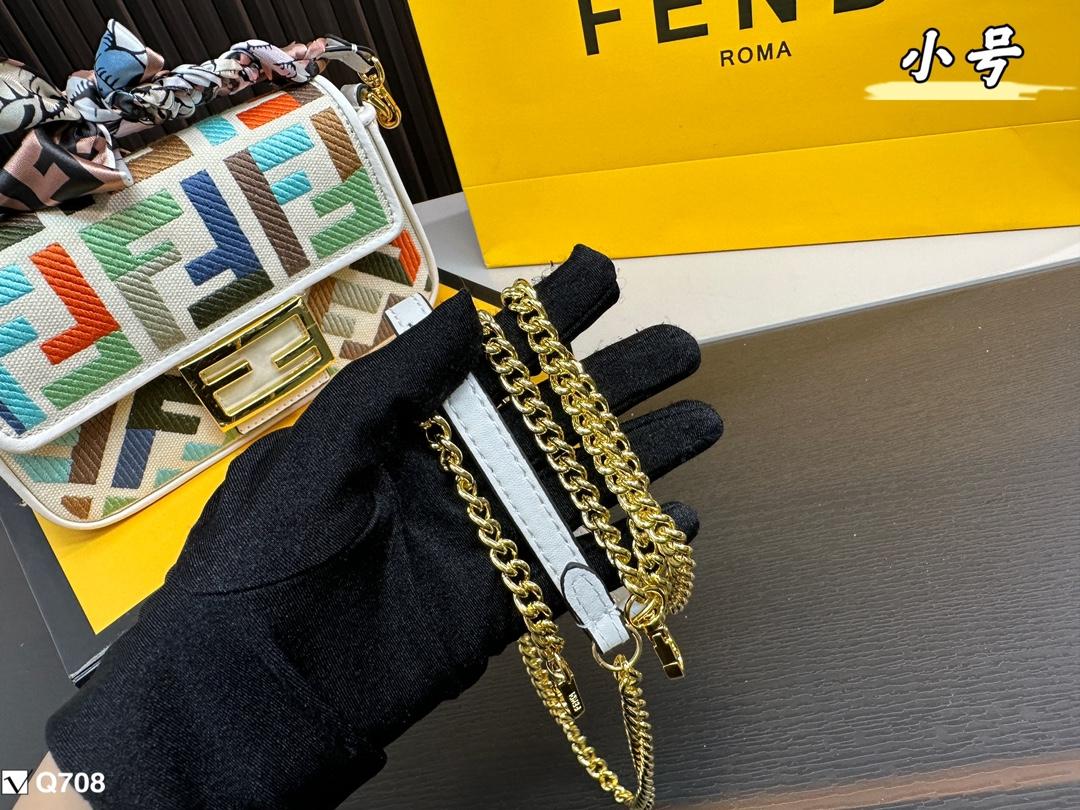 Replica Fendi Bag 10*20CM