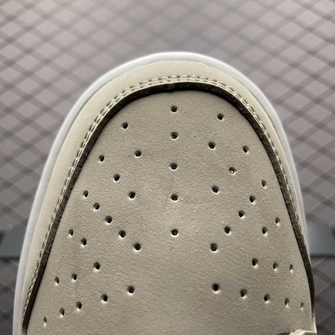 Replica Nike Dunk SB Shoe Otomo Katsuhiro x Nike Dunk Low LF0068-002 SIZE 36-46