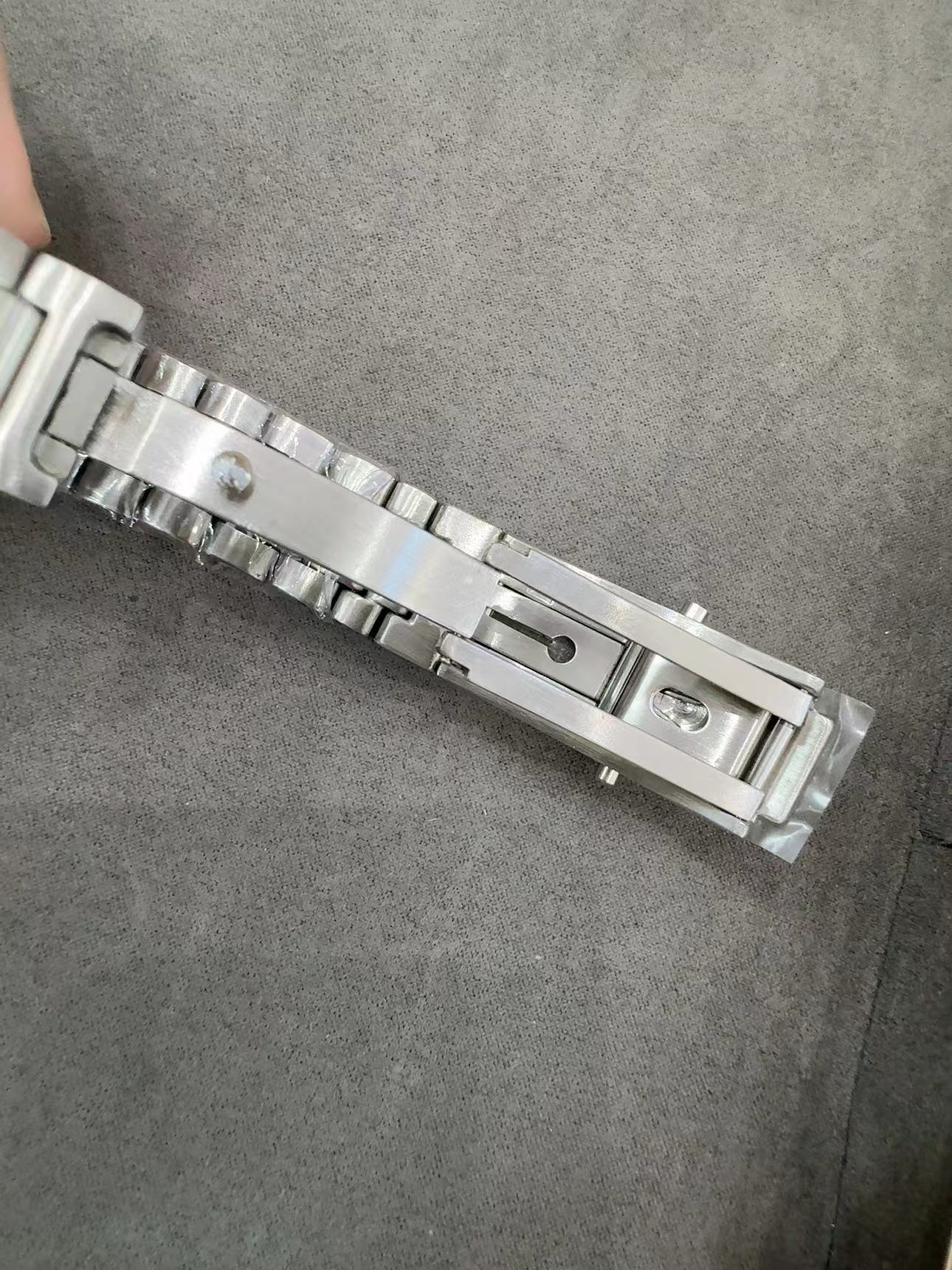 Replica Omega 904l Stainless Steel Automatic Machine Watch 44MM