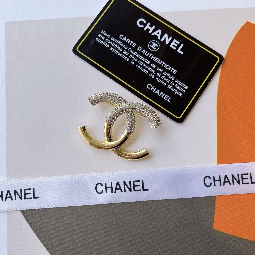 Replica CHANEL Brooch