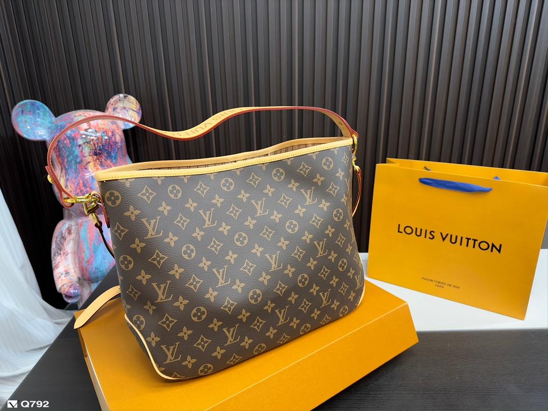 Replica Louis Vuitton Bag 26*28CM