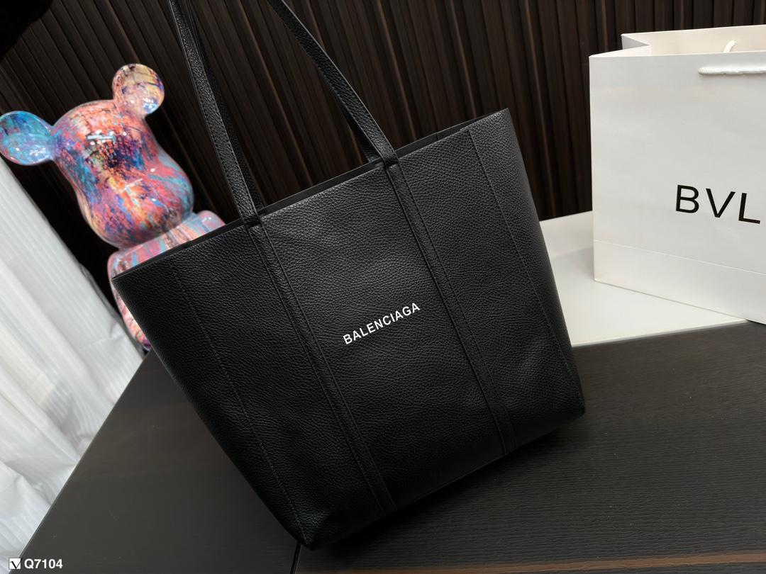 Replica Balenciaga Bag 36*29CM