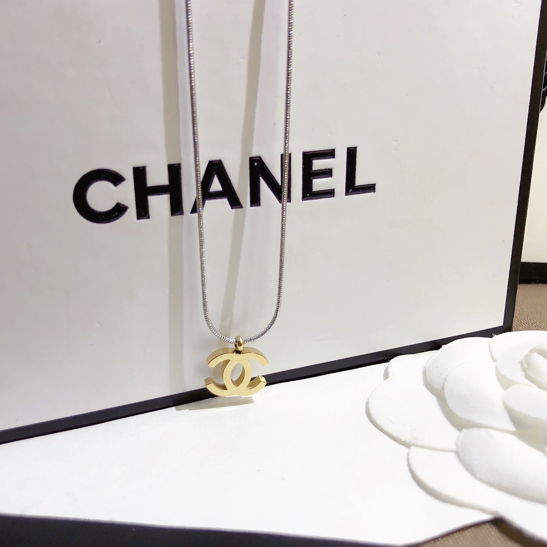 Replica CHANEL Necklace