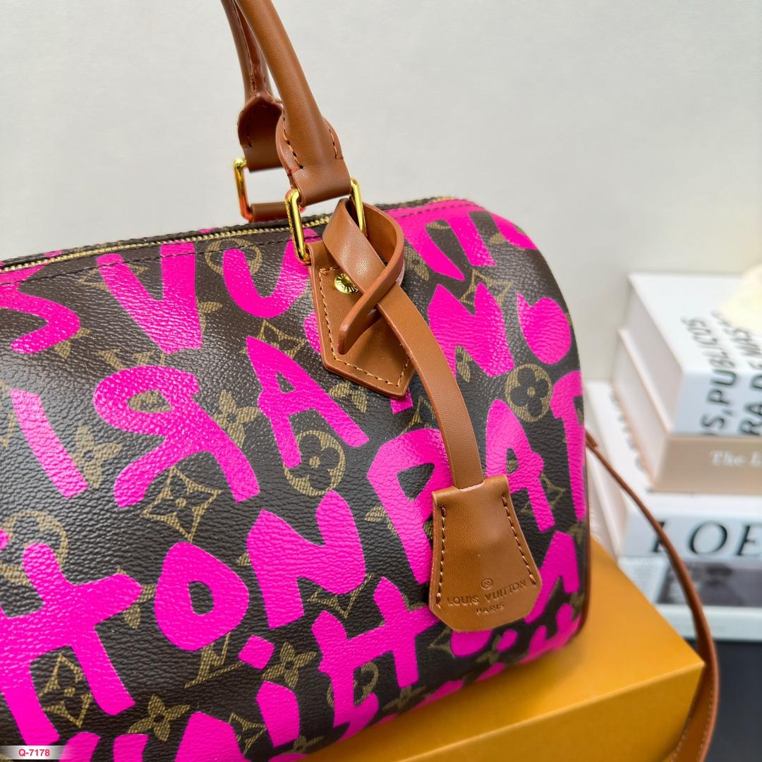 Replica Louis Vuitton Bag 30*21 CM