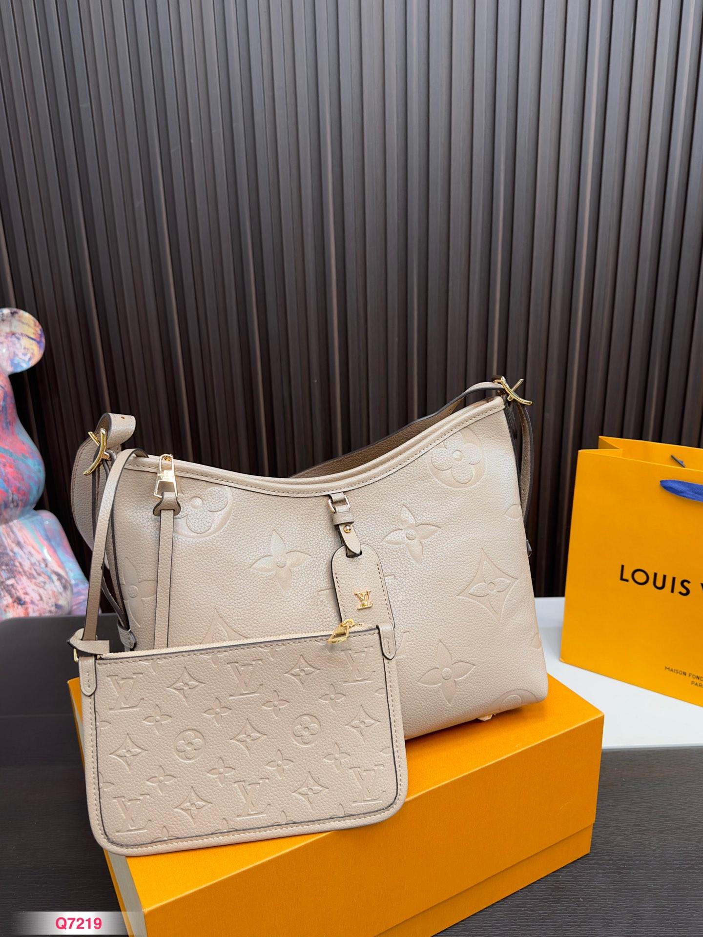 Replica Louis Vuitton Bag 28*20CM