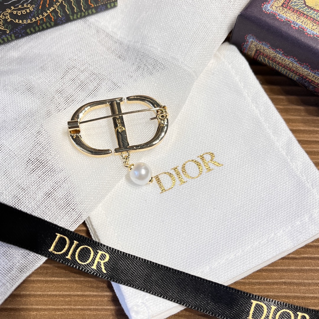 Replica DIOR Brooch