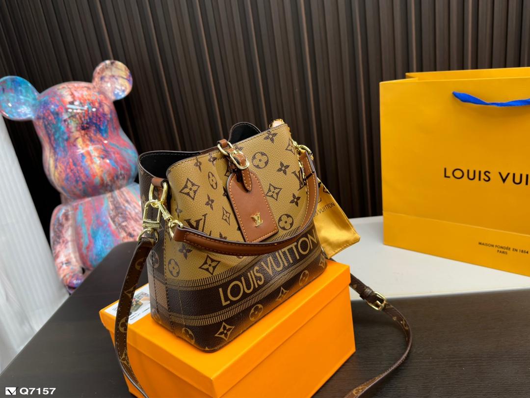 Replica Louis Vuitton Bag 20*19CM