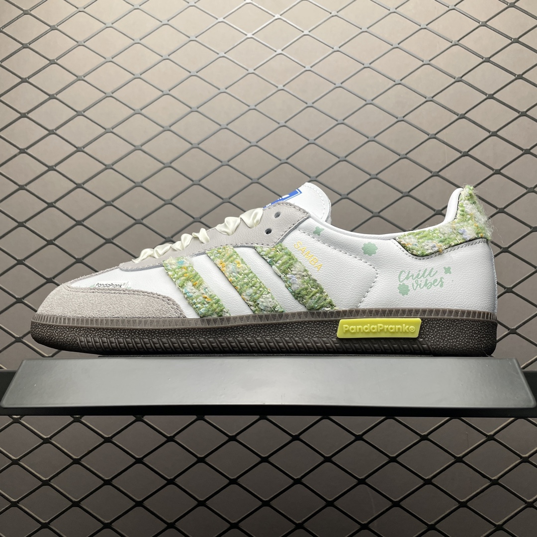 Replica Adidas Shoe Panda Prank x Adidas Samba