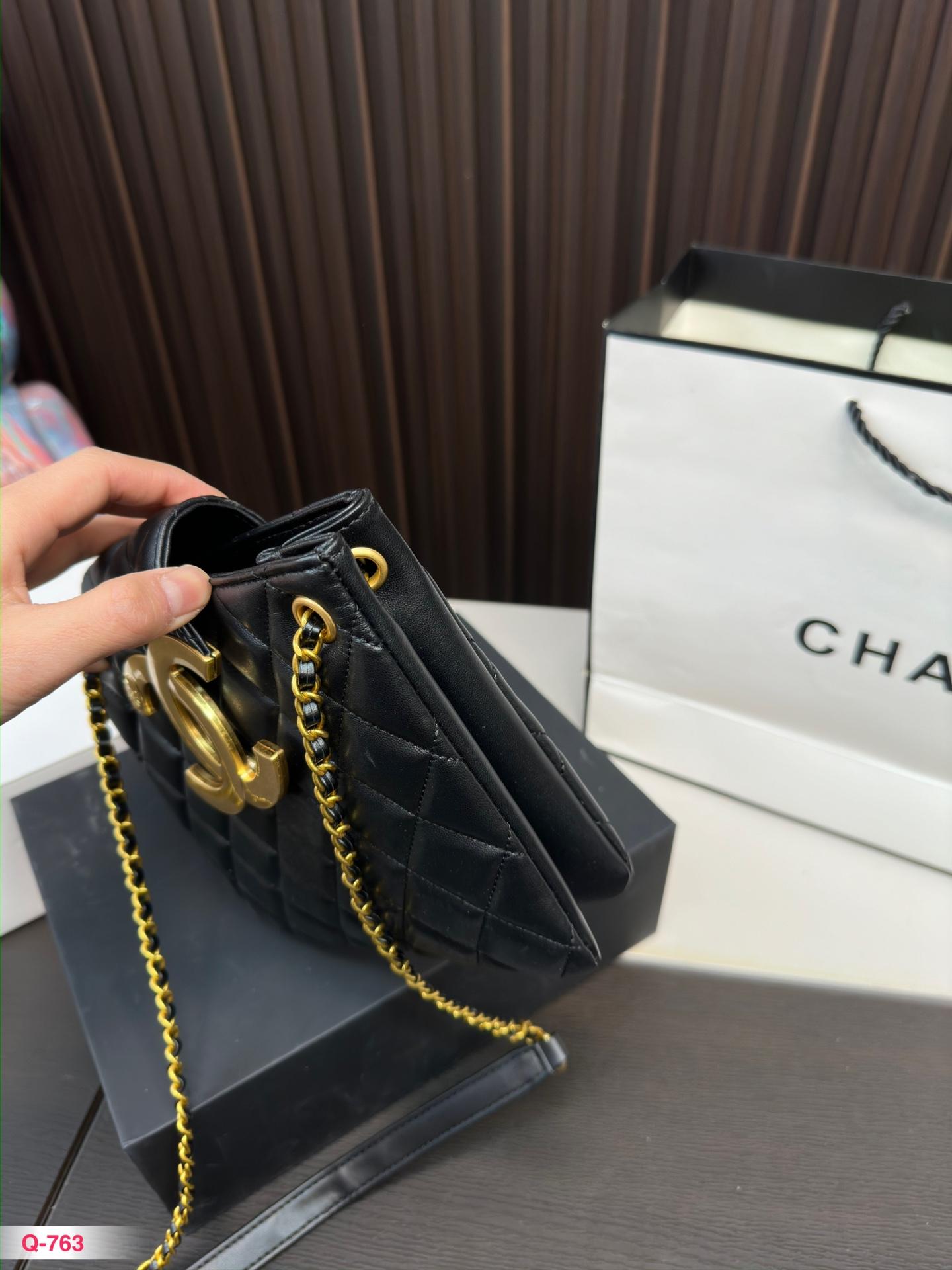 Replica Chanel Bag 19*21CM