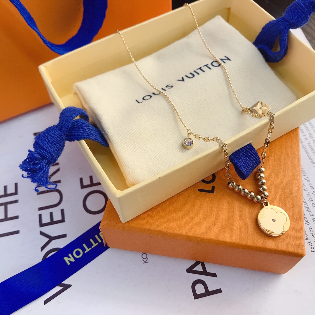 Replica LOUIS VUITTON Necklace