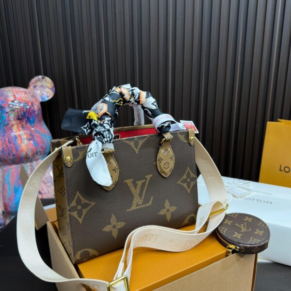 Replica Louis Vuitton Bag 25*19*11CM
