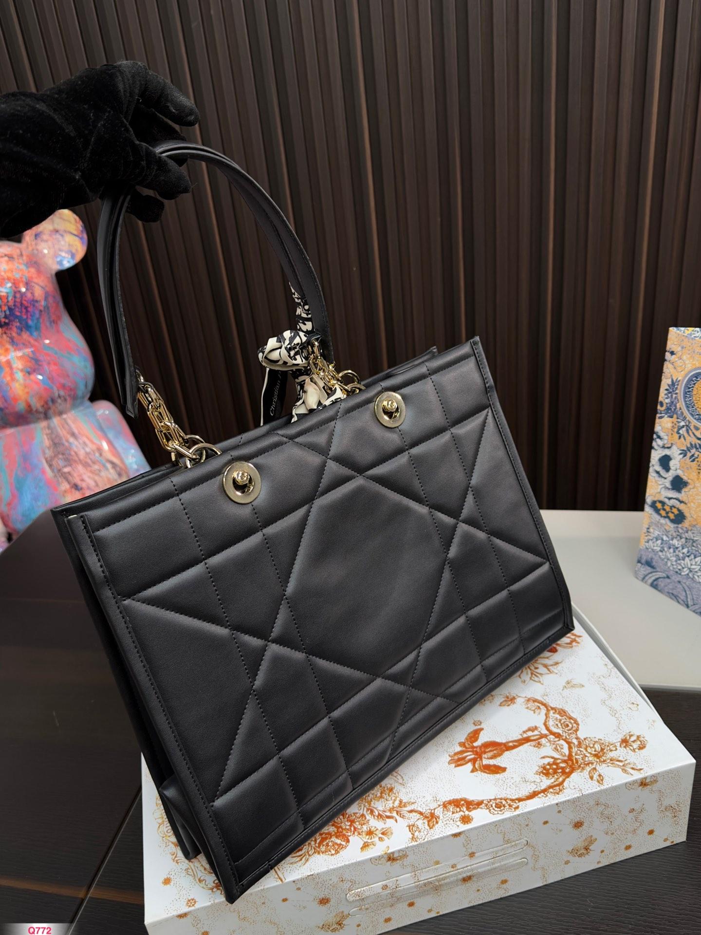 Replica Dior Bag  25*21CM/36*27CM