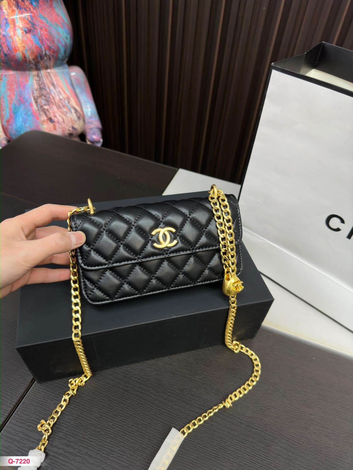 Replica Chanel Bag 18*12CM