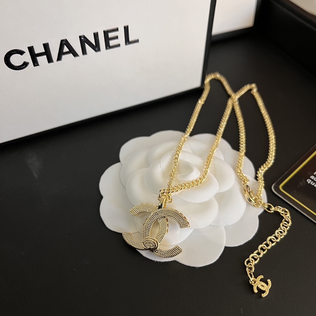 Replica CHANEL Necklace