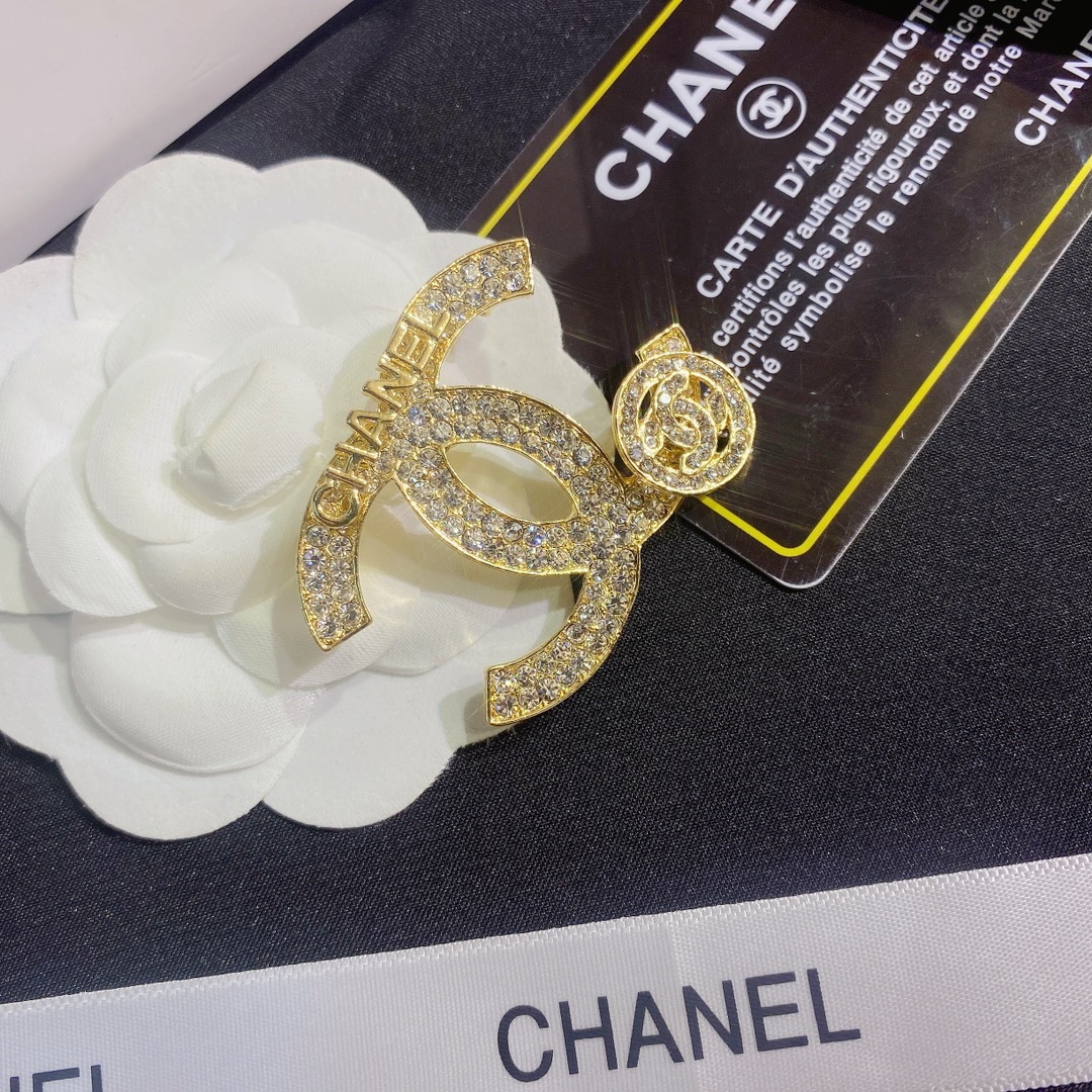 Replica CHANEL Brooch