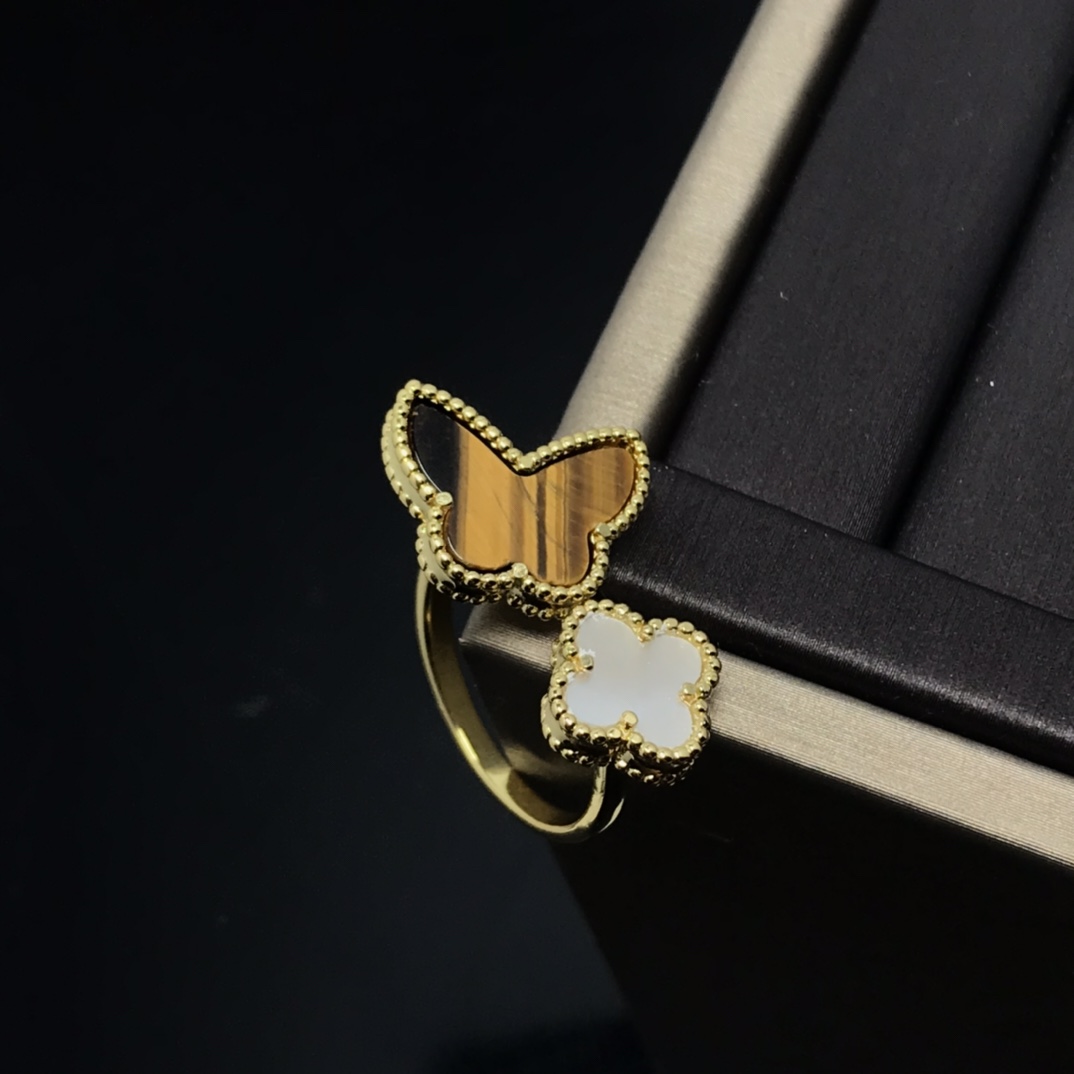 Replica VanCleef Arpels Ring